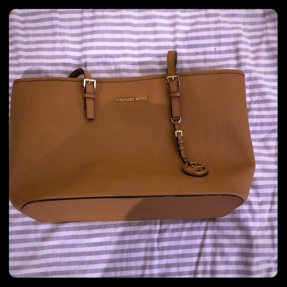 Michael Kors Jet Set Travel Tote (large)